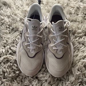 Brand New Ozweego Adidas Sneakers 💜